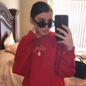 Meet your Posher, Julia